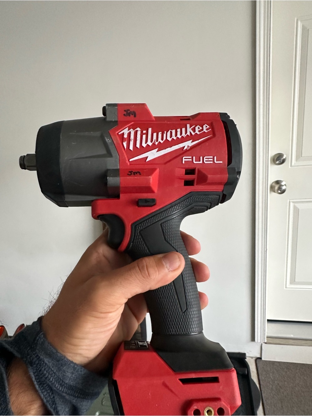 Milwaukee FUEL Cordless Impact Wrench in Red